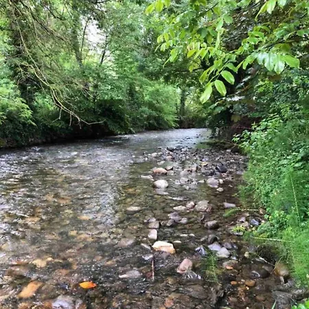 Spacious Family With River Access Casa de Férias
