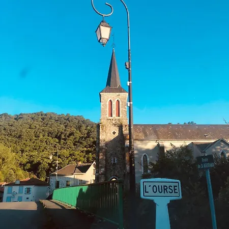 Spacious Family With River Access